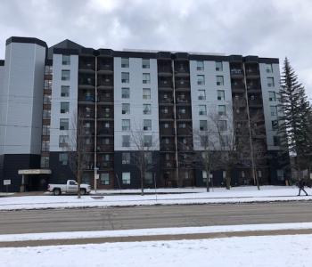 Parkway Apartments