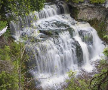 Students Build Six New Kiosks for Grey County Waterfalls and Conservation Areas