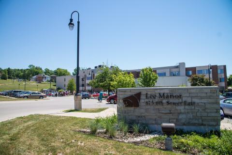 Photo of Lee manor as seen from the street.